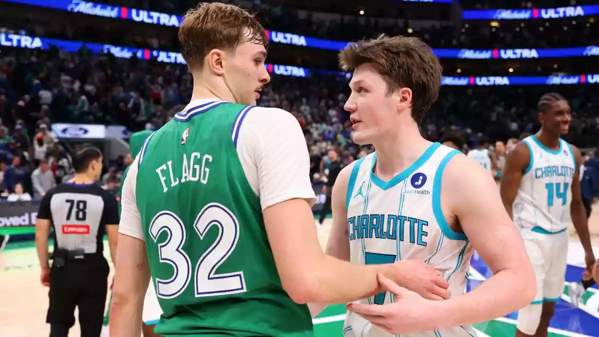 It was close — really close — but Cooper Flagg had the edge where it counted. The Dallas Mavericks forward is now the 2025/26 NBA Rookie of the Year