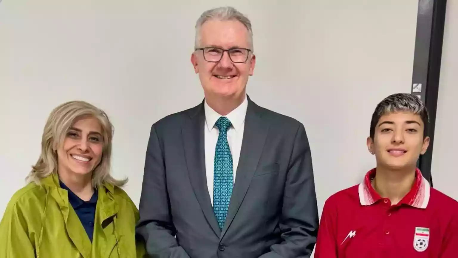 Member of Iranian football delegation granted Australian asylum changes her mind