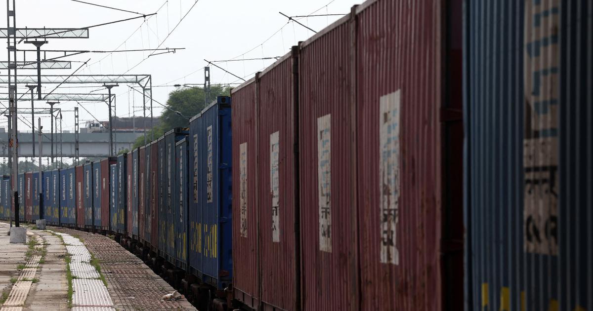 Members from the Kurmi community in Jharkhand on Sunday withdrew a railway blockade that had been called to demand Scheduled Tribe status, after the Centre assured them of a meeting with Union Home Minister Amit Shah to discuss the matter, PTI reported.
