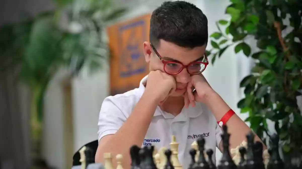 He’s been turning heads in the chess world for years already… and now Faustino Oro has officially announced himself among the game’s elite