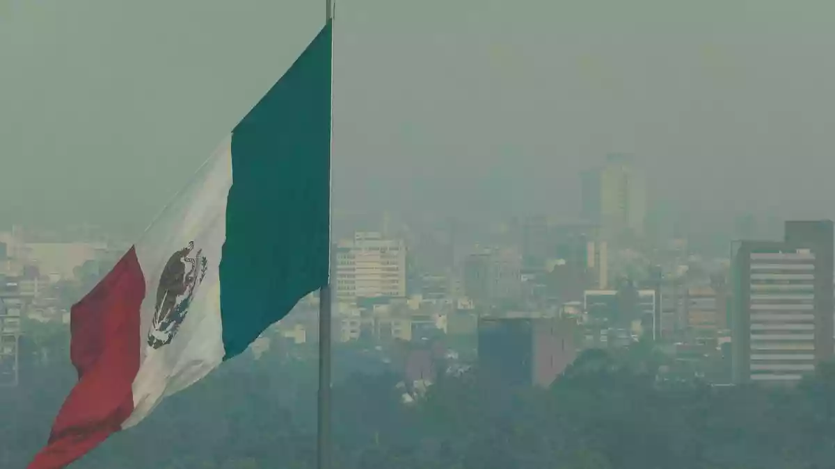 “​Mexican authorities arrested the ‌municipal president of ​Atlatlahucan ⁠and five other political figures in ‌an investigation into corruption