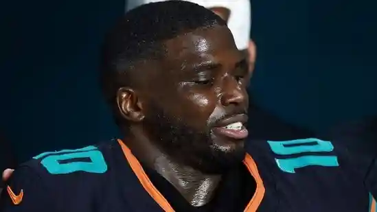 Miami Dolphins wide receiver Tyreek Hill suffered a dislocated knee in the third quarter against the New York Jets at Hard Rock Stadium on Monday Night Football, which ruled him out for the rest of the season. While that is going to be devastating for Miami's playoff hopes, there is still some 