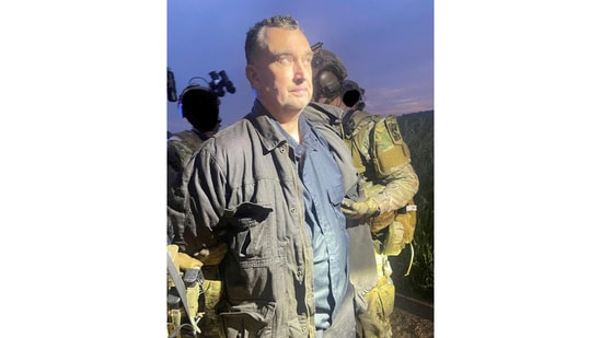 Minnesota authorities have detailed that Vance Luther Boelter allegedly planned to assassinate multiple Democratic lawmakers. Minnesota authorities have revealed another spine-chilling detail in the case of Vance Luther Boelter, the 57-year-old man accused of killing State Representative Melissa Hortman and her husband in a politically motivated shooting spree. 