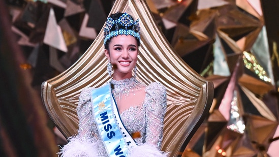 Miss World event crowned Thailand's Opal Suchata Chuangsri as Miss World 2025. Here's what she was asked during the question-answer round. Thailand's Opal Suchata Chuangsri was crowned Miss World 2025 in Hyderabad on Saturday. She won the title not just for her unmatched beauty but also for her sharp mind and intelligence. During the question-answer round, she was asked a poignant question by judge Sonu Sood and her answer won over all.