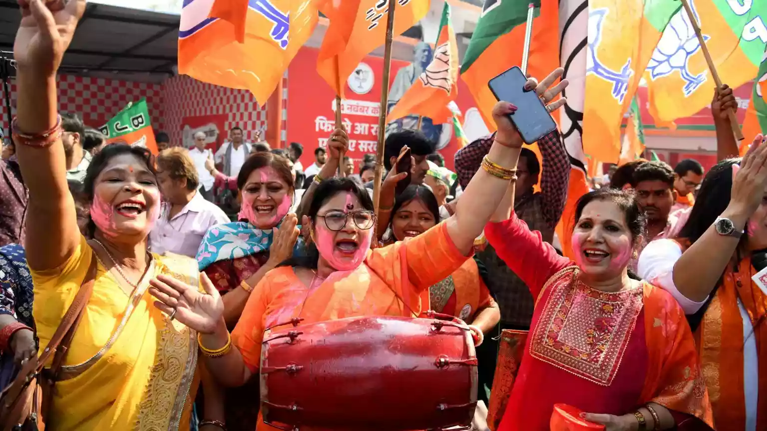 Modi's alliance celebrates decisive win in Indian state election