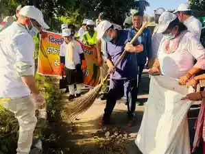 More than 16 crore citizens actively joined the Swachhata Hi Seva campaign, cleaning nearly 14 lakh target units and five lakh public spaces across India. The initiative, culminating on Swachh Bharat Diwas, also saw 1.5 lakh Safai Mitra Suraksha Shivirs promoting sanitation workers' safety.