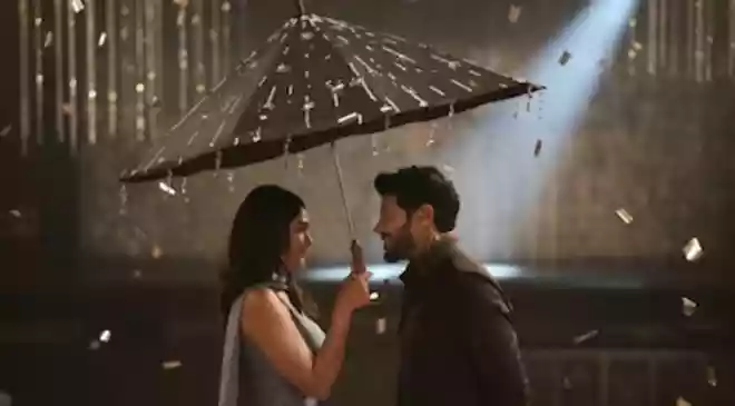 Fans are guessing that the actors are reuniting for the sequel. But there is no confirmation about this. Mrunal Thakur and Dulquer Salmaan have taken social