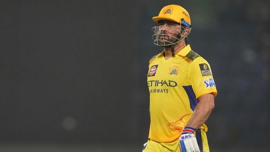MS Dhoni penalised in Ranchi overspeeding case after violating traffic norms