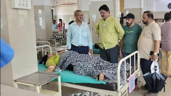 MUMBAI: A mini-bus carrying teachers to training fell into a gorge after being hit by a CNG tanker, injuring 26 and raising concerns over distant training policies. MUMBAI: In a tragic incident early on Sunday morning, a mini-bus carrying school teachers from Chiplun to Ratnagiri for an official training programme was struck by a CNG tanker and plunged into a 20-foot gorge near Nivali village on the busy Mumbai-Goa highway. At least 26 teachers were injured, with several suffering serious wounds. The accident has sparked widespread anger in the education community and raised questions about the rigid training policies that force teachers to travel long distances.