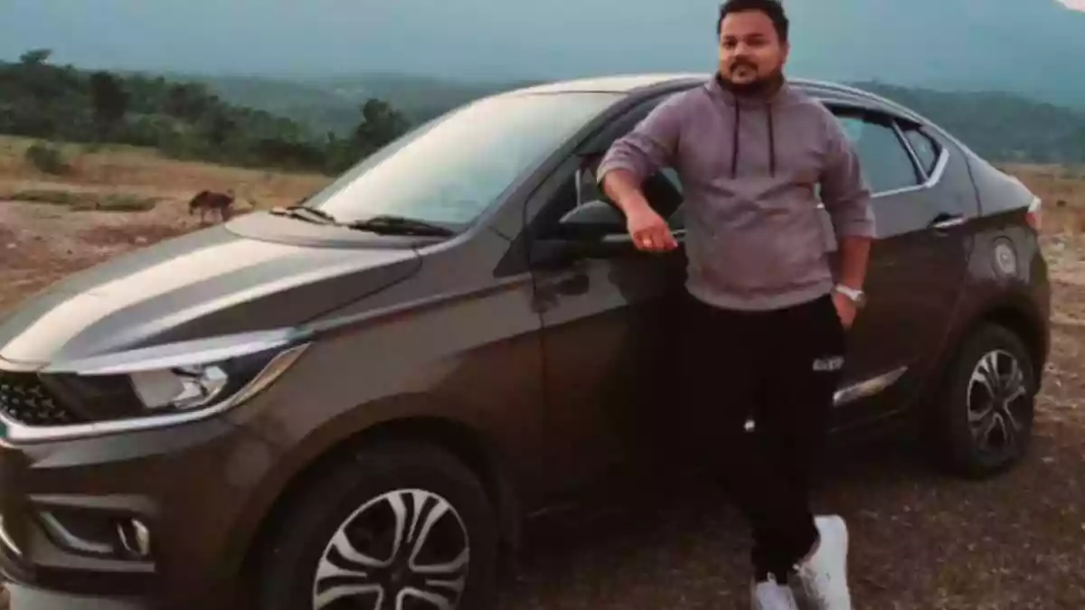A man who works on a cruise ship shared that he was able to buy a car worth Rs 10 lakh using only the tips he earned from guests. He thanked his European and