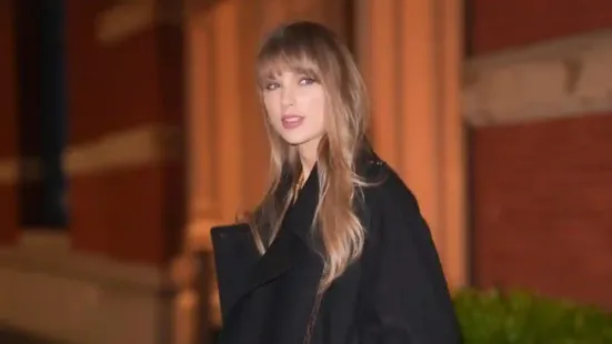 Taylor Swift's latest obsession might be the secret to boosting your health. On her fiancé Travis Kelce's podcast, New Heights