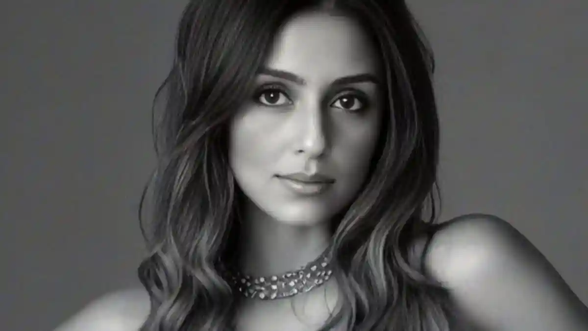 Not every Bollywood story is glamorous, and Aarti Chabria is saying it as it is. The actor recently spoke about how several of her roles were reduced or