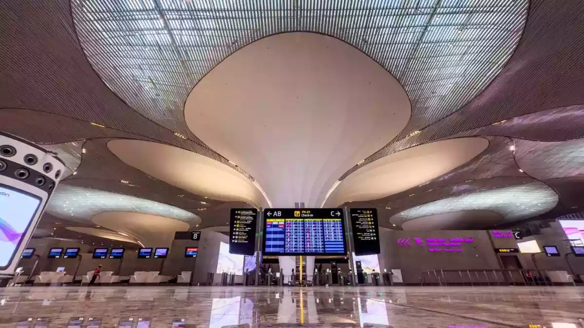 Navi Mumbai International Airport begins flight operations