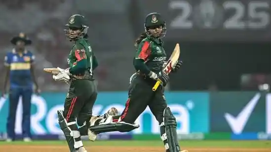 Needing 9 in last over