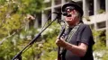 Canadian-American rock star Neil Young is offering Greenlanders a year's free access to his archives in what he hopes will 