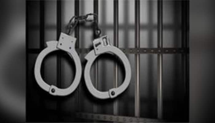 New Delhi: A woman accused of marrying multiple men under false pretences and extorting large sums of money from them has been arrested in Nagpur. According to authorities, the accused, identified as Sameera Fatima, was taken into custody on July 29 while allegedly trying to lure a potential ninth victim.