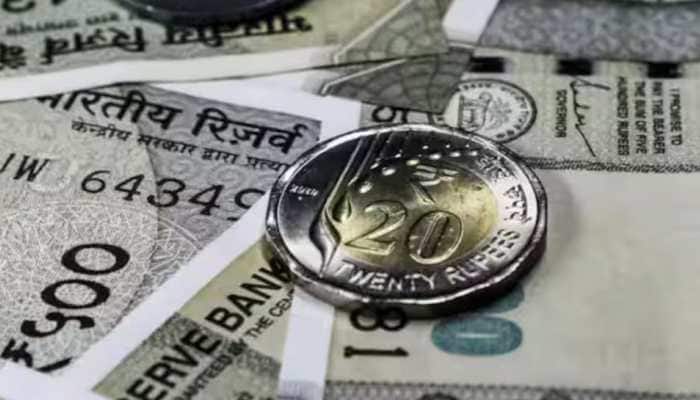 New Delhi: Good news for bank customers! Several major public sector banks in India have scrapped the requirement to maintain an Average Monthly Balance (AMB) in savings accounts. This move comes as a big relief for account holders, especially those struggling to meet the minimum balance rules.