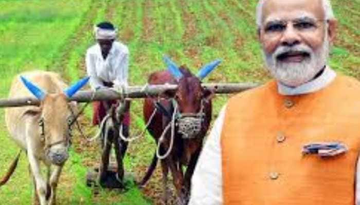 New Delhi: Prime Minister Narendra Modi has, for the second time, released the 20th instalment of the Pradhan Mantri Kisan Samman Nidhi (PM-KISAN) scheme from Kashi (Varanasi), transferring direct financial assistance to over 9.7 crore farmers across India. This instalment involves the disbursal of approximately Rs 20,500 crore into farmers' bank accounts through Direct Benefit Transfer (DBT), ensuring transparency and the exclusion of middlemen.