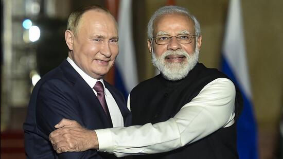NEW DELHI: Russian President Vladimir Putin dialled Prime Minister Narendra Modi on Monday to brief him on the summit with US President Donald Trump in Alaska, and the PM reiterated India's support for all efforts aimed at a peaceful resolution of the conflict in Ukraine.