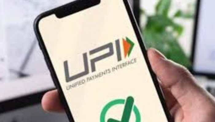 New Delhi: State tax departments in Andhra Pradesh, Uttar Pradesh, Tamil Nadu, and Gujarat are now following Karnataka's lead and asking UPI apps and payment companies to share yearly sales data of merchants. This move is meant to catch shopkeepers and businesses who should be registered for GST but aren't.