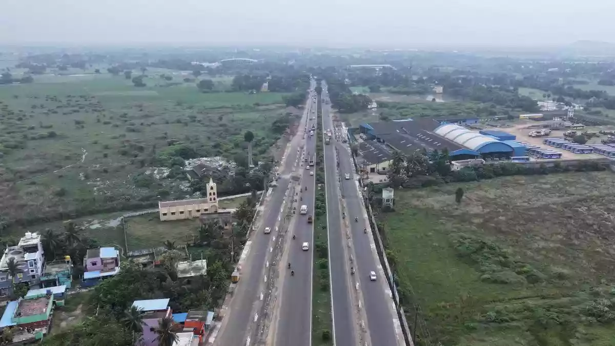 NHAI, Reliance Jio sign MoU for mobile safety alerts for road users