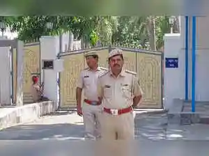 Former Bihar Chief Minister Nitish Kumar has moved to a new residence at 7, Circular Road in Patna. This relocation occurs as discussions about a potential