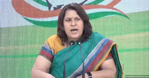 The Congress on Wednesday said it found no reason to praise Prime Minister Narendra Modi's Ramnath Goenka Lecture, and wondered how party leader Shashi Tharoor