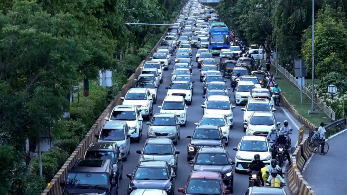 Noida Becomes First City In UP To Get Google Speed Limit Feature To Curb Road Accidents