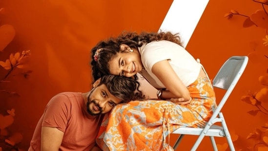 Oho Enthan Baby, the Tamil romantic drama starring actors Rudra, Mithila Palkar, and Vishnu Vishal, is heading towards OTT premiere. The makers have already announced that Netflix has bagged the post-theatrical streaming rights of the film. If you would like to watch the Tamil film in Telugu and Hindi, you can stream it on Netflix from August 8.