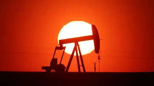 Oil up 1% amid continued stalemate on US-Iran talks