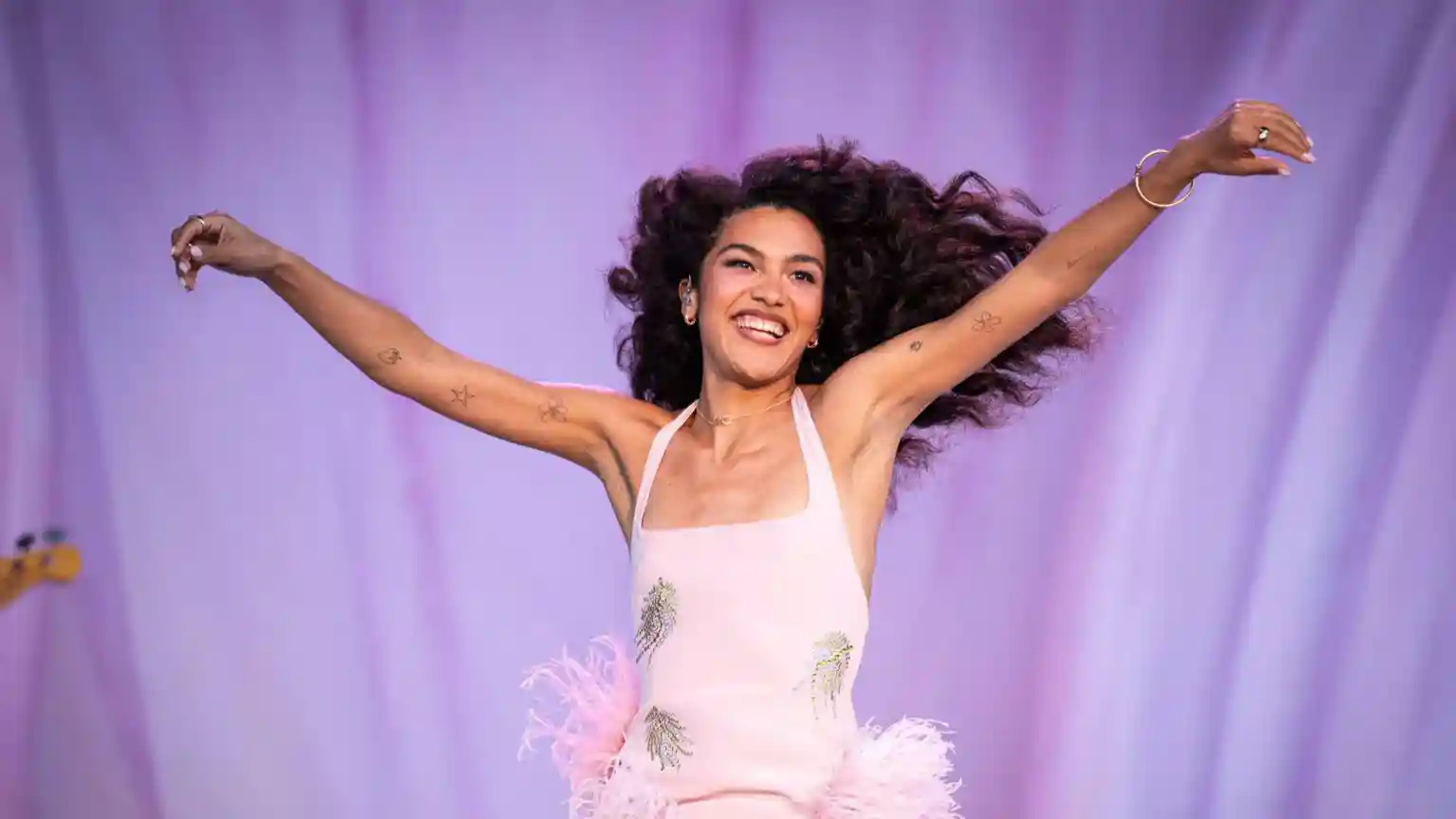 Olivia Dean has closed out BBC Radio 1's Big Weekend with a joyful set which was, as she put it, 