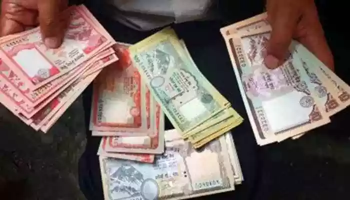 On October 1, the RBI announced that it would allow Authorised Dealer (AD) banks in India and their overseas branches to lend in Indian currency to persons resident in Bhutan, Nepal, and Sri Lanka, including banks in these jurisdictions, to facilitate cross-border trade transactions.On October 1, the RBI announced that it would allow Authorised Dealer (AD) banks in India and their overseas branches to lend in Indian currency to persons resident in Bhutan, Nepal, and Sri Lanka, including banks in these jurisdictions, to facilitate cross-border trade transactions.Kathmandu: The Reserve Bank of India's (RBI) decision to allow certain Indian banks to lend to residents of Nepal, Bhutan, and Sri Lanka in Indian rupees could offer new financing alternatives for Nepali businesses, some of the country's leading experts believe. On October 1, the RBI announced that it would allow Authorised Dealer (AD) banks in India and their overseas branches to lend in Indian currency to persons resident in Bhutan, Nepal, and Sri Lanka, including banks in these jurisdictions, to facilitate cross-border trade transactions.