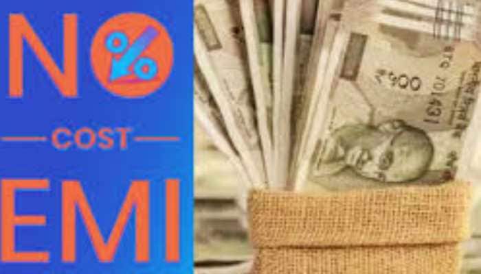 On the surface, these schemes seem like a celebration made easy. But beneath the banners that say “Celebrate without worry” lies a pattern of overspending and long-term debt. <strong>New Delhi</strong>: Every festive season, companies roll out irresistible deals. Banks, retailers, and e-commerce platforms flood consumers with “zero-cost” EMIs, instant approvals and no down-payment offers. In India, the frenzy peaks during Diwali and Dussehra, when spending is at its highest.