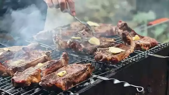 Oncologist shares 5 foods you should stop eating that raise colon cancer risk