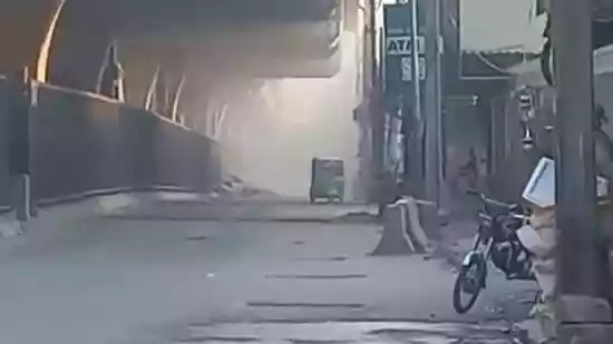 Pak Paramilitary headquarters in Peshawar attacked by gunmen