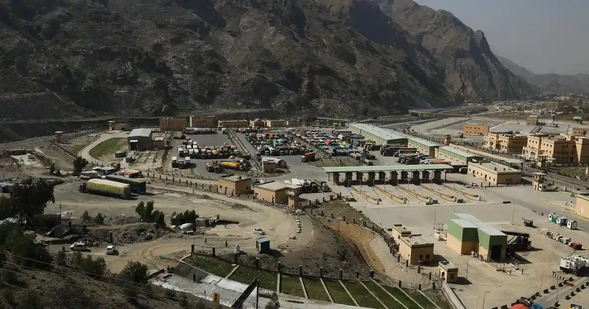 Pakistan and Afghanistan on Wednesday agreed to a temporary 48-hour ceasefire after a day of airstrikes and ground fighting along the border between the two countries that left more than a dozen civilians dead, Reuters reported. The “temporary ceasefire”, which began at 6.30 pm on Wednesday, was requested by Kabul, Reuters quoted a Pakistani foreign minister statement as saying.Pakistan and Afghanistan on Wednesday agreed to a temporary 48-hour ceasefire after a day of airstrikes and ground fighting along the border between the two countries that left more than a dozen civilians dead, Reuters reported.The “temporary ceasefire”, which began at 6.30 pm on Wednesday, was requested by Kabul, Reuters quoted a Pakistani foreign minister statement as saying.However, Afghan Taliban administration spokesperson Zabihullah Mujahid said the ceasefire was due to the “insistence of the Pakistani side”.Kabul had ordered its forces to observe the truce provided the other side did not commit aggression, Mujahid added.