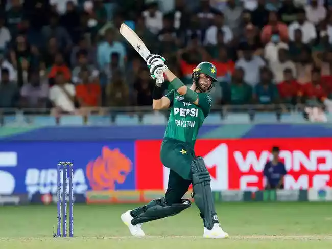 Pakistan challenge LBW decision in Mirpur ODI vs Bangladesh