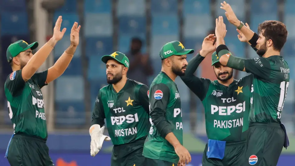 Pakistan's match against the United Arab Emirates at the Asia Cup has been delayed by an hour amid the ongoing fallout from Sunday's match against India.</b> Pakistan said India's players refused to shake hands after the match - the first between the two countries since the military conflict earlier this year - and also claim match referee Andy Pycroft told their captain Salman Agha not to shake hands with his India counterpart at the toss.