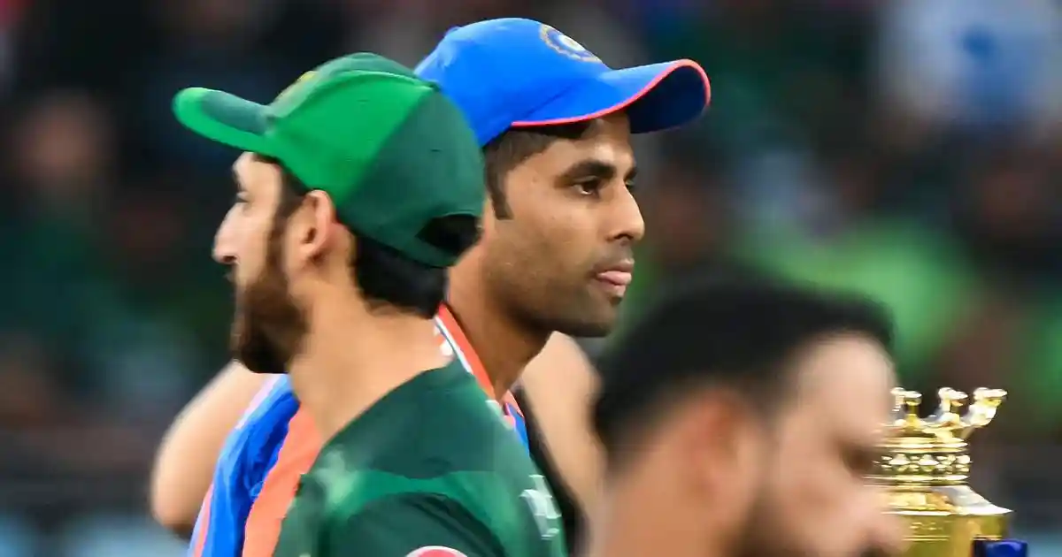 The Pakistani government on Sunday said that it will boycott the men's Twenty20 world cup match against India to be played on February 15