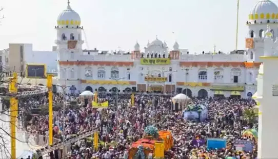 Sarbjit Kaur of Kapurthala, part of the Sikh pilgrimage jatha, has failed to return from Pakistan after the Guru Nanak Dev celebrations