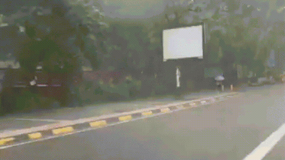 <h4>Delhi-NCR rain: Parts of capital under red alert as heavy showers return; check forecast</h4> <h4>Thunderstorms and lightning are likely