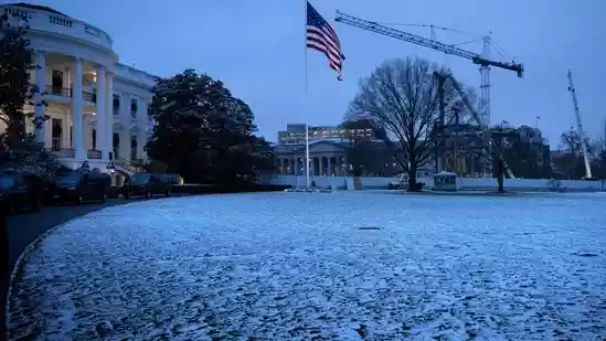 Large parts of the United States have come under the grip of freezing fog – a phenomenon where droplets formed by fog can freeze instantaneously due to