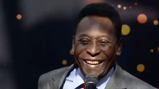 <h4>Pele's 1958 World Cup final jersey goes under the hammer, carrying the night Brazil found their football God</h4><h4>Pele's 1958 World