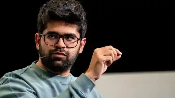 Perplexity AI has opened up its Comet browser to everyone, dropping the $200-per-month paywall that once limited access to its powerful features. The announcement was made by CEO Aravind Srinivas on X on Friday, where he also slipped in a lighthearted remark aimed at Google Chrome.