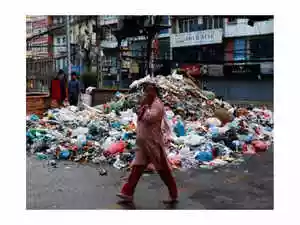 Residents of Muzaffarabad in Pakistan-occupied Jammu and Kashmir face a severe sanitation crisis. Uncollected garbage fills streets