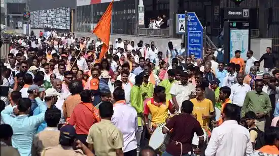 Political lines blur as Mahayuti