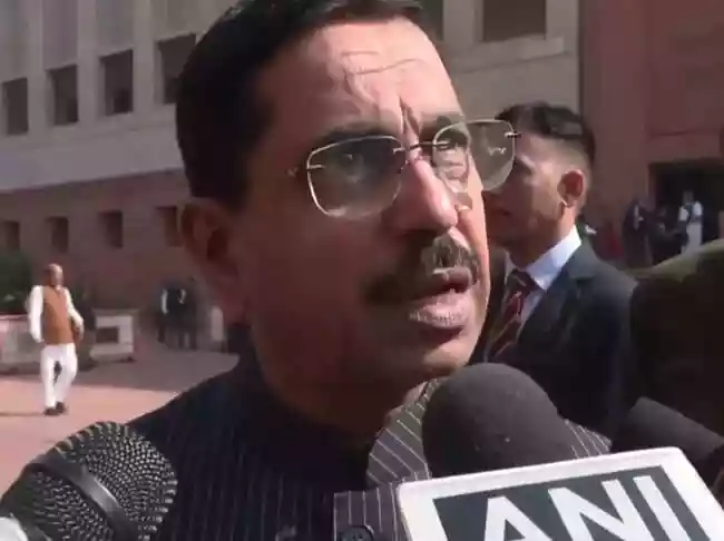 Union Minister Pralhad Joshi has strongly criticized Rahul Gandhi's recent statements. Joshi labeled Gandhi an immature politician who has not provided any