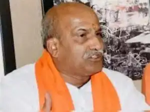 Pramod Muthalik, Sriram Sena national president, objects to cricket matches between India and Pakistan. He accuses the central government and BCCI of betraying Indians. Muthalik questions resuming cricket after the Pahalgam attack. He recalls halted relations post-attack and views the cricket match as a betrayal. He demands immediate cancellation of the scheduled match with Pakistan.