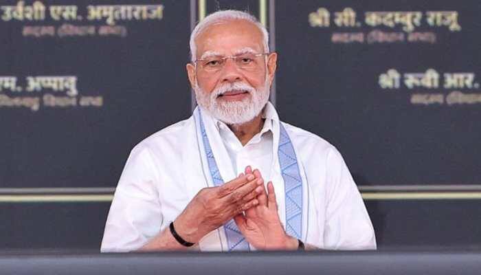 Prime Minister Narendra Modi will visit Varanasi, Uttar Pradesh, on Saturday, where he is set to launch and lay the foundation stones for several development projects valued at around Rs 2,200 crore. As part of his visit to Varanasi, his parliamentary constituency, Prime Minister Modi will speak at a public event around 11 a.m. and distribute the 20th installment of the Pradhan Mantri Kisan Samman Nidhi (PM-KISAN) scheme.