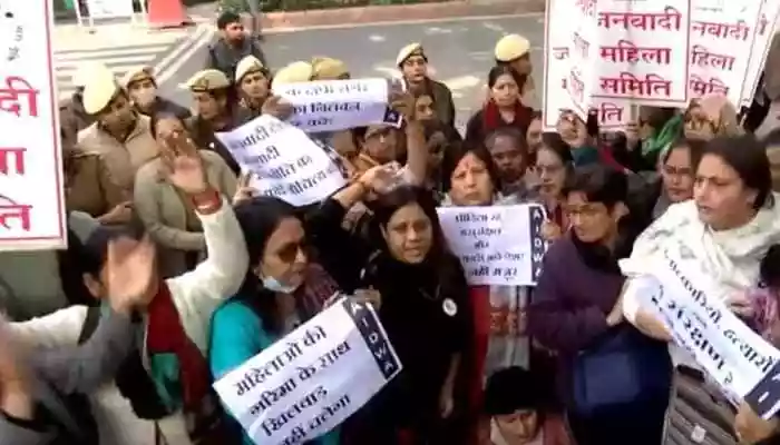 Protest Held Outside Delhi HC Over Bail To Unnao Rape Case Convict Sengar
